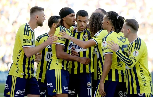 FIFA-dan "Fənərbağça"ya QADAĞA