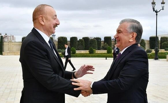 Prezidentlər və xanımları “Poyi-Kalon” kompleksi ilə tanış oldu