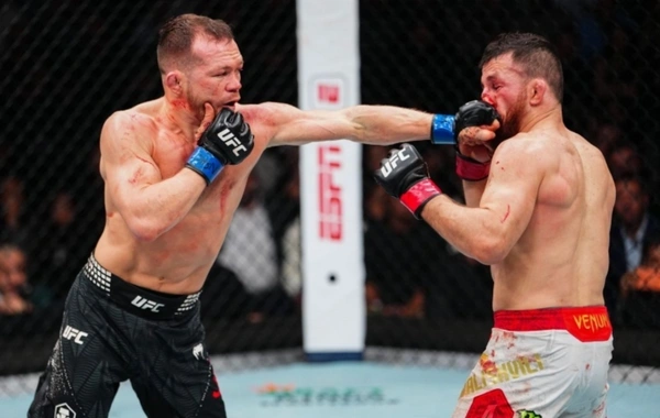 Pyotr Yan Dvalişvilini məğlub edərək UFC çempionluq kəmərini geri qaytarıb