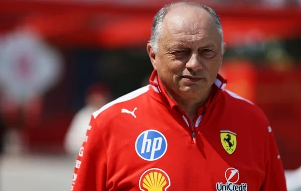 "Ferrari" komandasının rəhbəri Monakoda xəstəxanaya yerləşdirilib