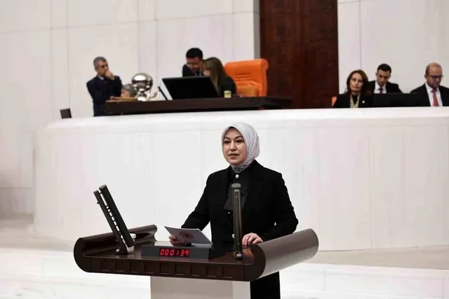 Məkkəyə ümrə ziyarətinə gedən və 40 il evinə qayıda bilməyən türkiyəli üçün diplomatik addım atıldı - FOTO