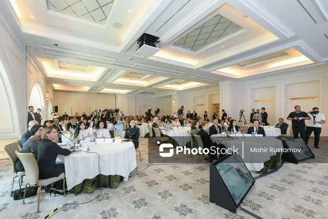 "Uşaqlar və hüquq" adlı kitabın təqdimat mərasimi keçirilib - FOTO