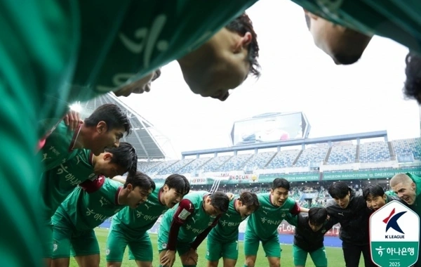 Millimizin futbolçusu Cənubi Koreyada kapitan seçildi