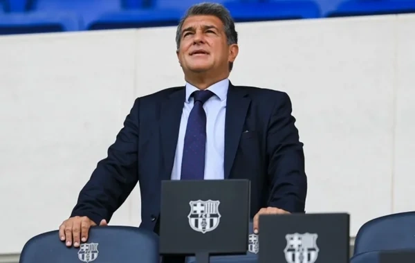 Laporta "Barselona"da prezidentlik vəzifəsinin icrasına başladı