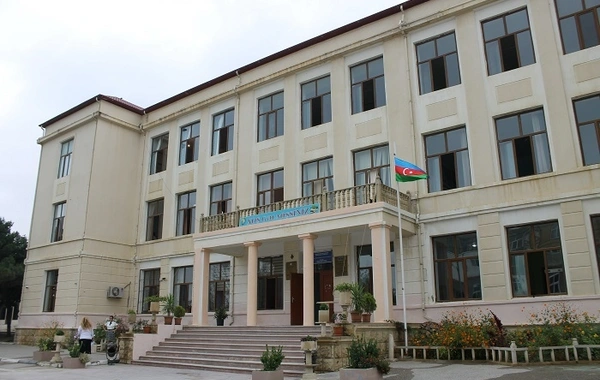 166 nömrəli məktəb-liseydə istilik problemi: "Uşaqları qalın geyindirin"
