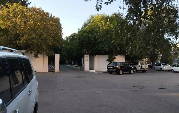 Yararsız bina, köçürülən şöbələr: 3 nömrəli Uşaq Dəri-Zöhrəvi Dispanseri BAĞLANIR?